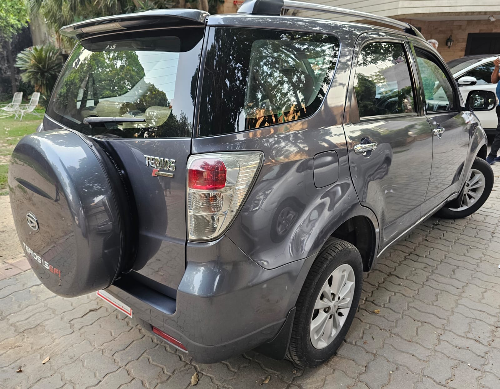 2013 Daihatsu Terios 1.5G - Image 6